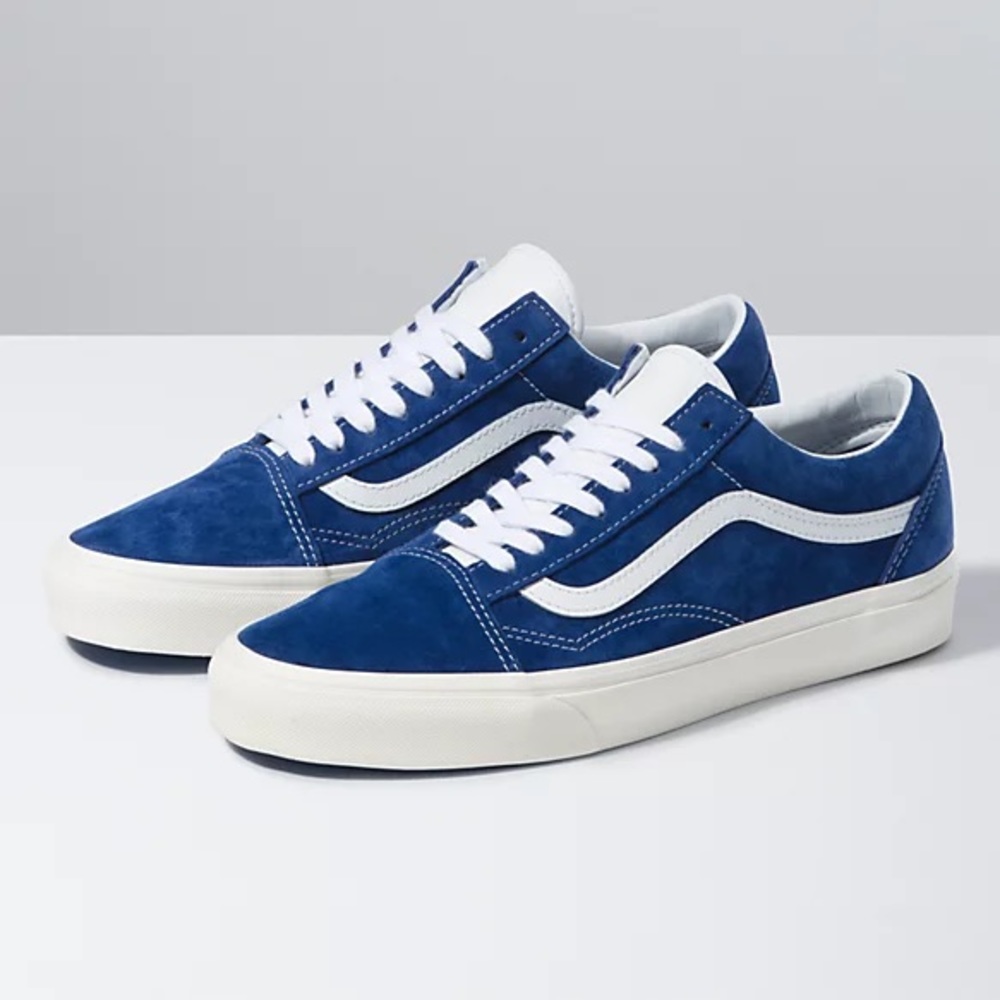 Mens Size 9.5 Blue & White Suede Vans
